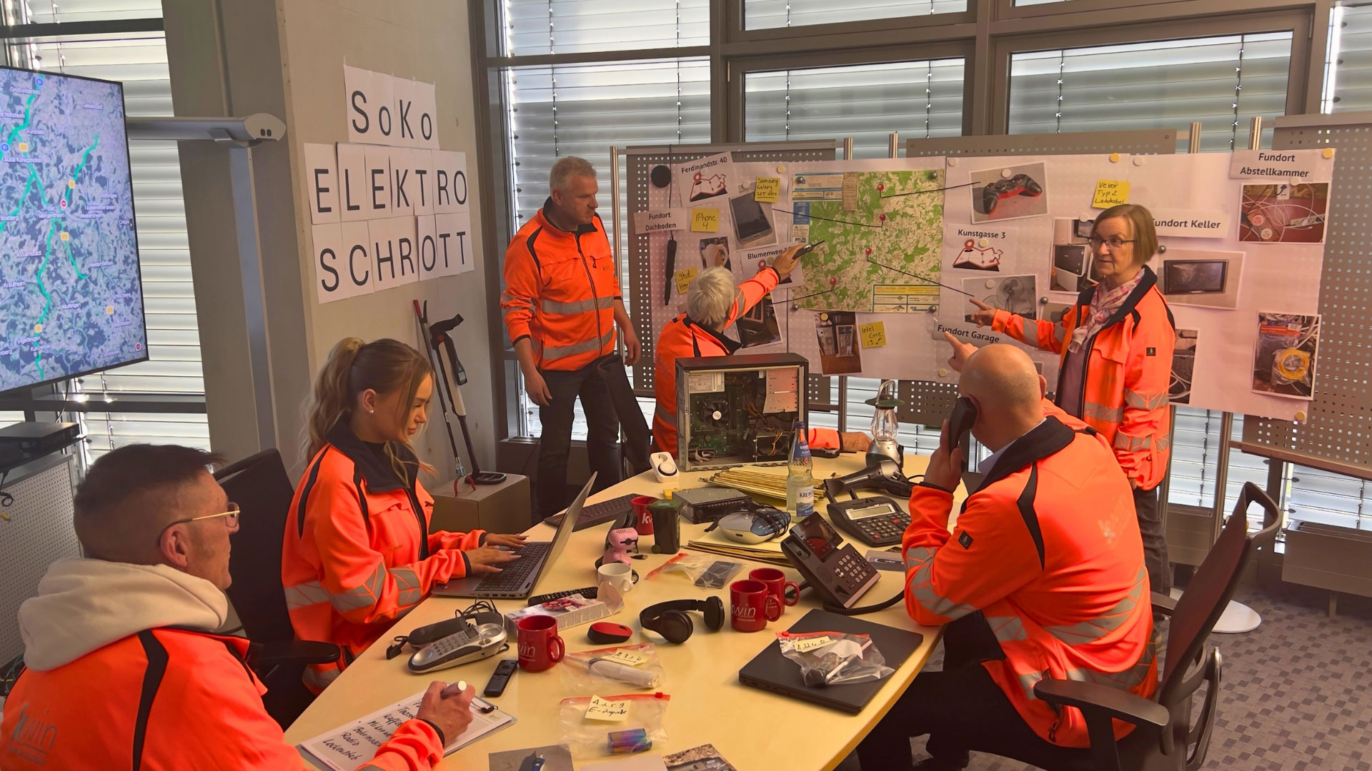 Die Einsatzzentrale der neuen KWiN SOKO-Elektroschrott in Buchen zum Aufspüren versteckter Elektroaltgeräte; Foto: KWiN